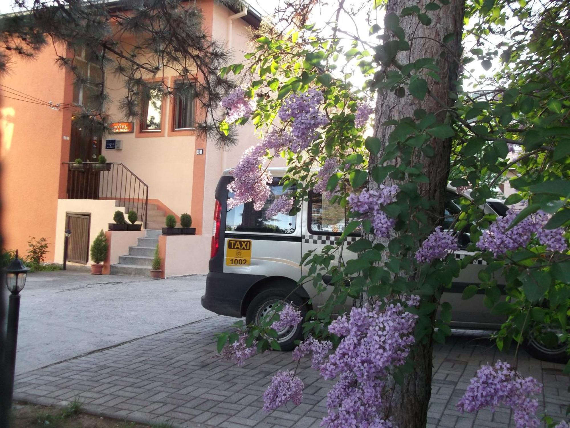 Vila Silia Skopie Exterior foto